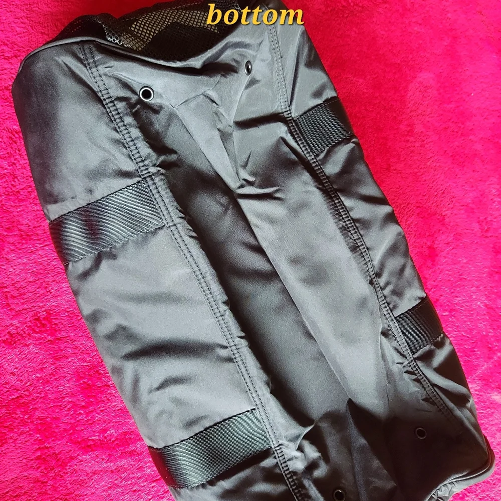 PINK Everyday Duffle NWT